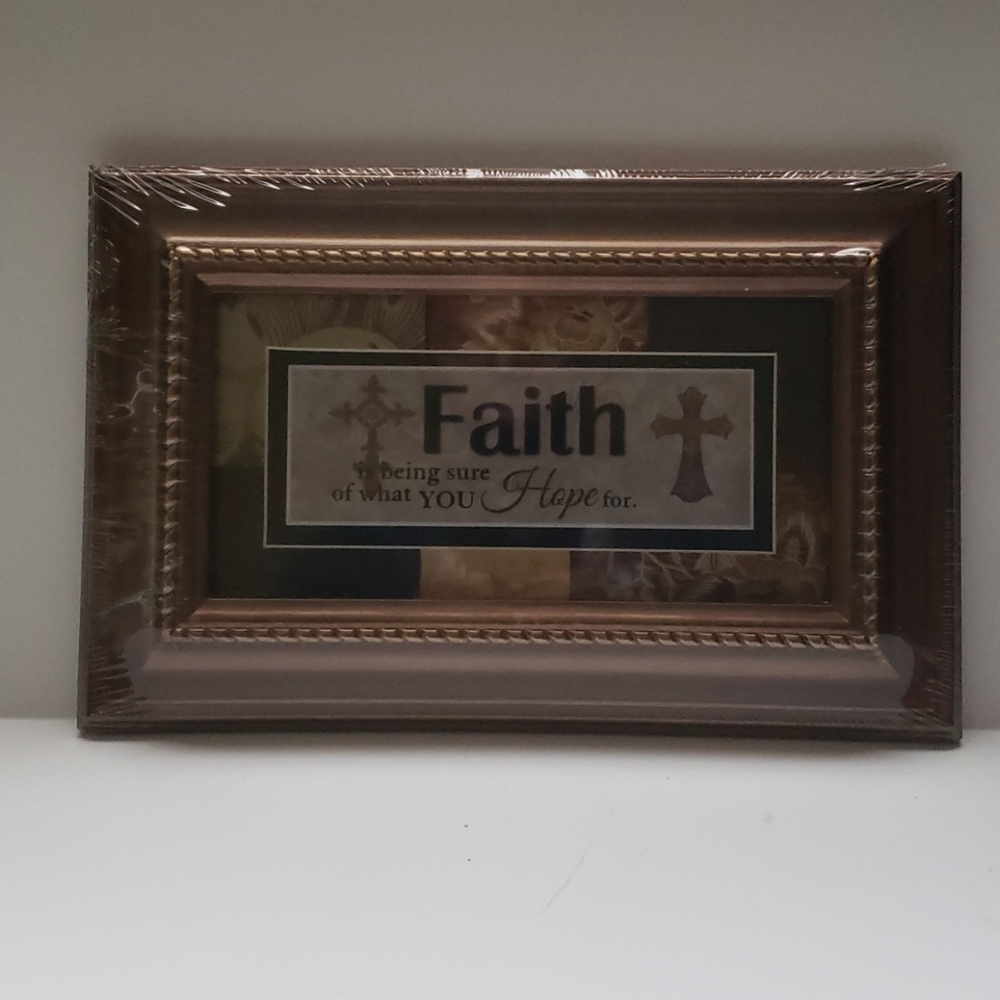 Faith frame wall decor